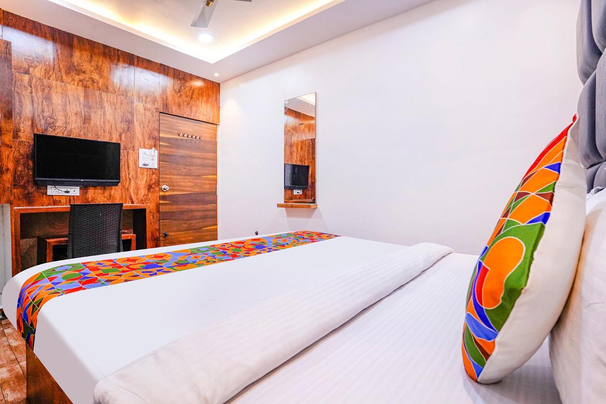Fabhotel Lime Ras Palace Aurangabad  Bagian luar foto
