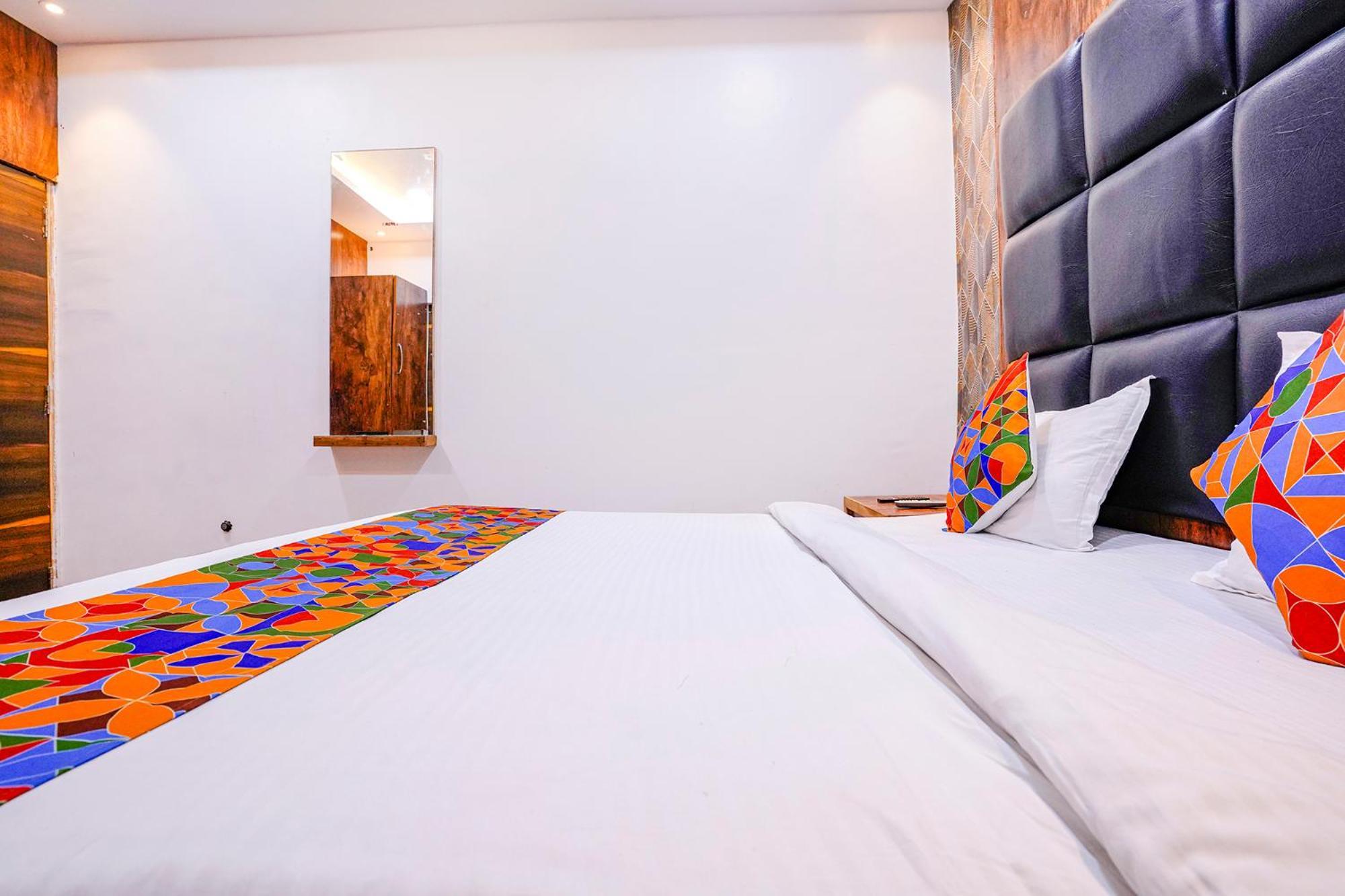 Fabhotel Lime Ras Palace Aurangabad  Bagian luar foto